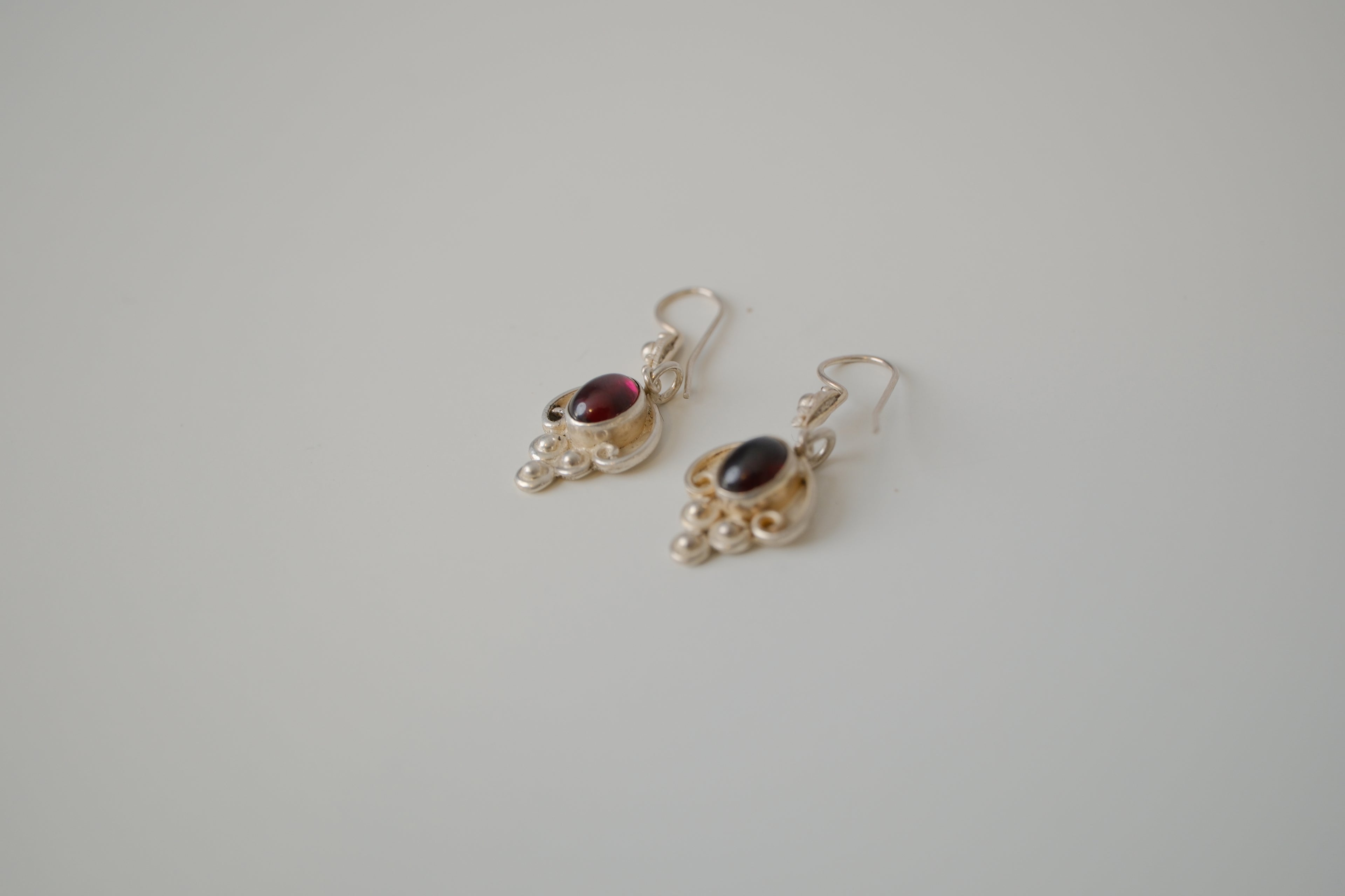Vintage Sterling silver Garnet dangle earrings