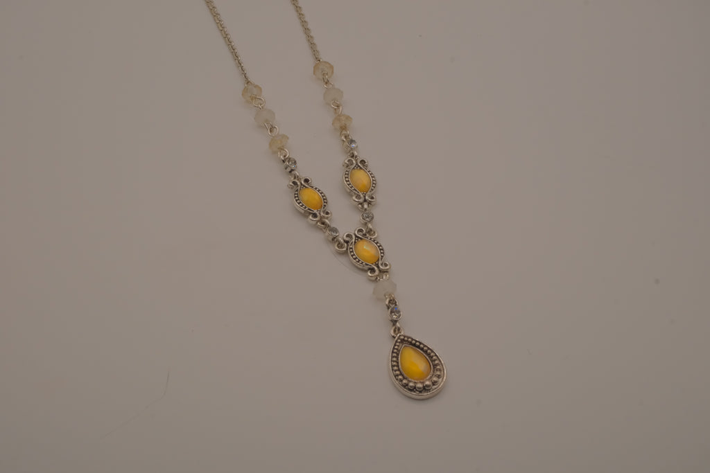 Vintage Avon silver-toned "Goddess" teardrop lariat Y-drop necklace