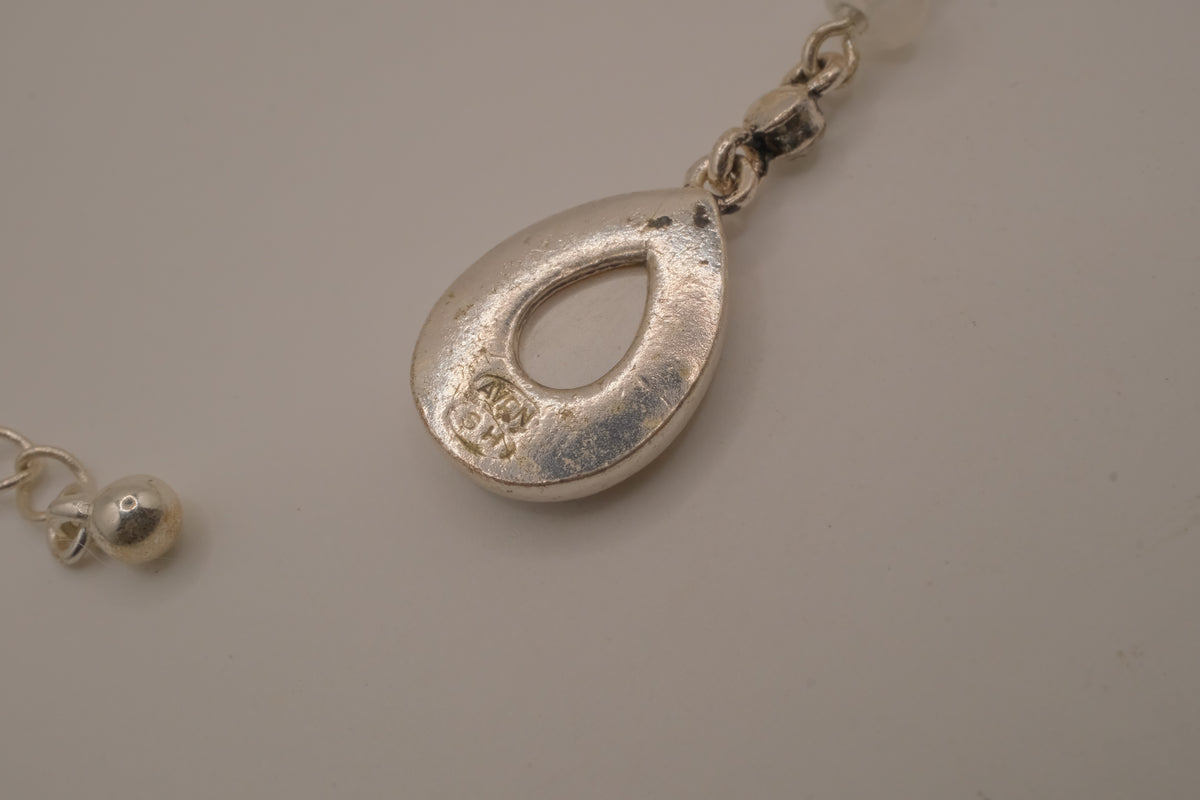Vintage Avon silver-toned "Goddess" teardrop lariat Y-drop necklace