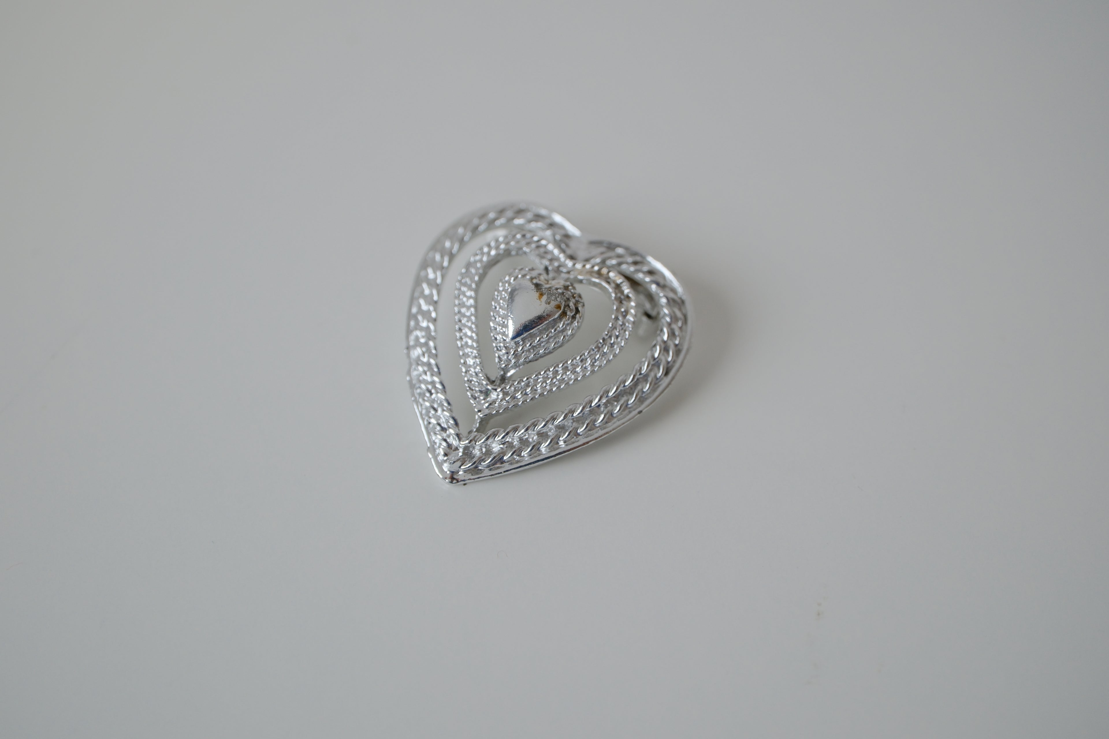Vintage Gerry's heart pin