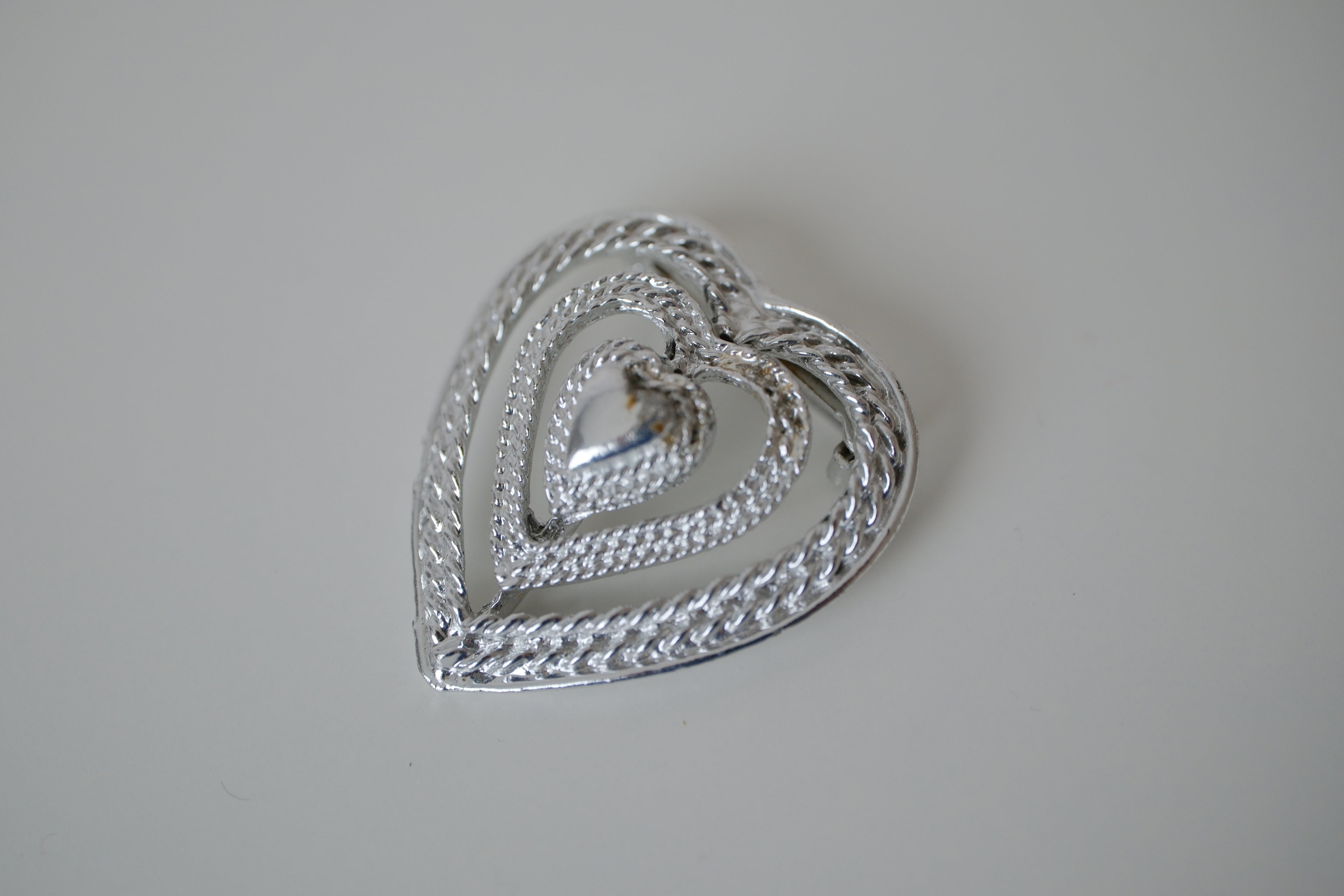 Vintage Gerry's heart pin