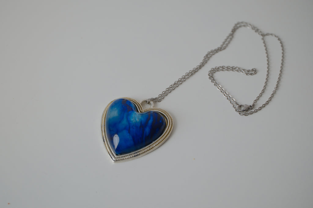 Blue heart pendant necklace