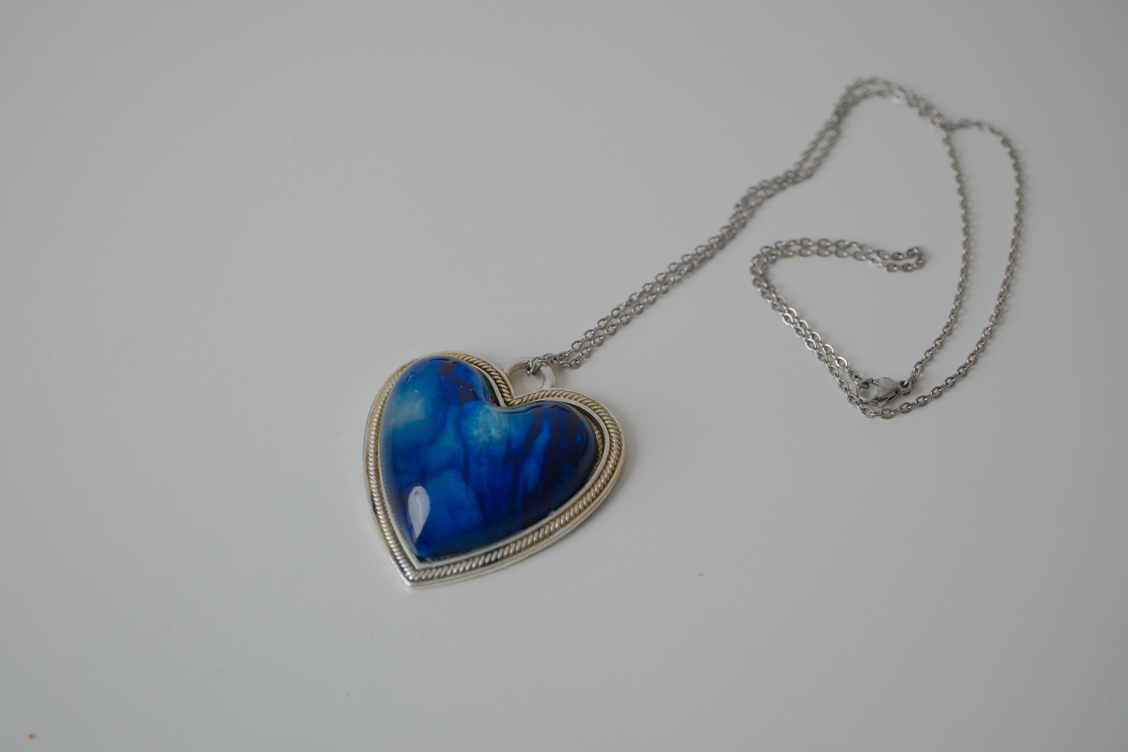 Blue heart pendant necklace
