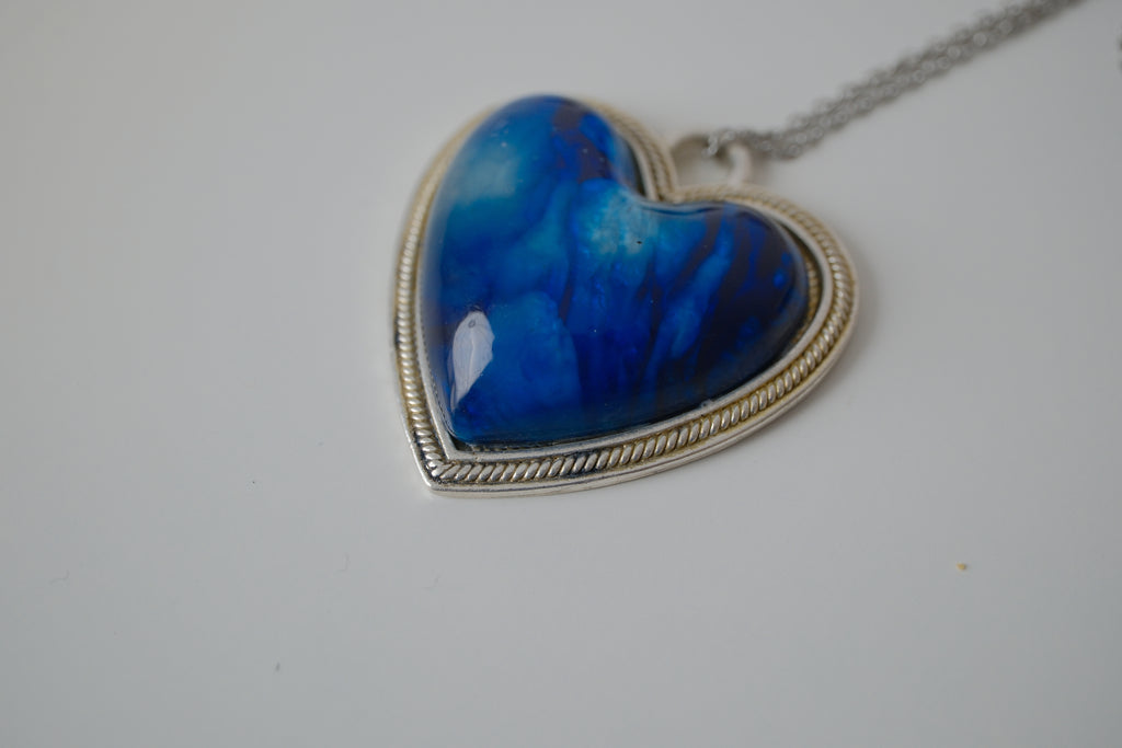 Blue heart pendant necklace