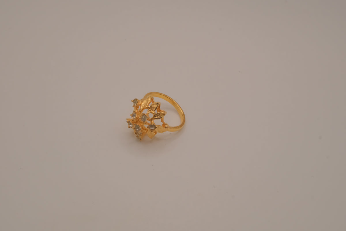 Vintage yellow gold cluster cocktail ring