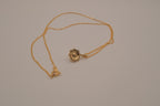 Vintage-style flower pendant necklace