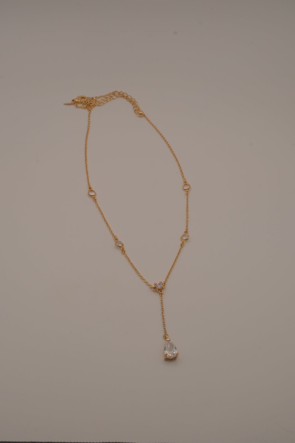 Vintage Avon crystal Y-drop lariat necklace