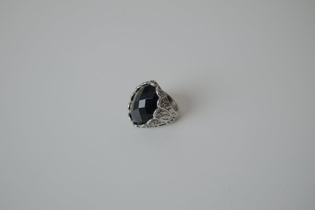 Vintage oversize Silver toned Black statement ring