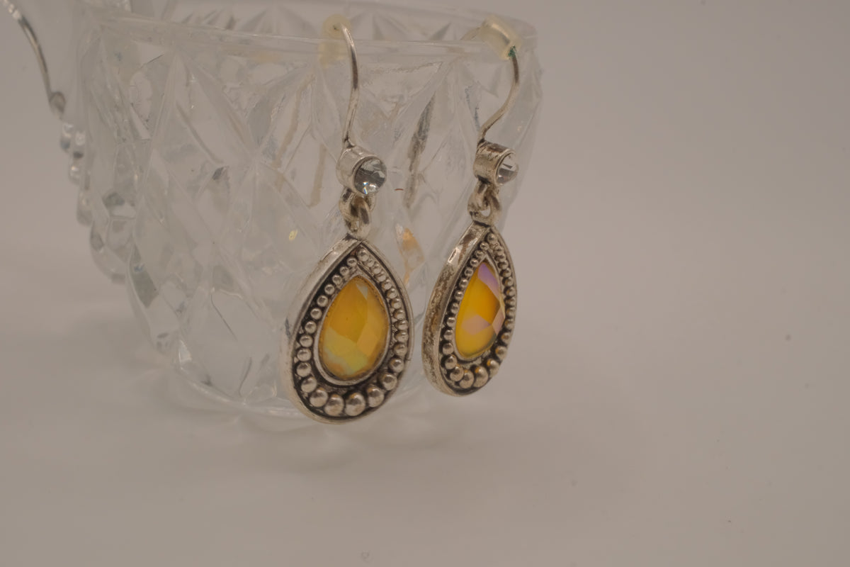 Vintage Avon faux citrine drop earring