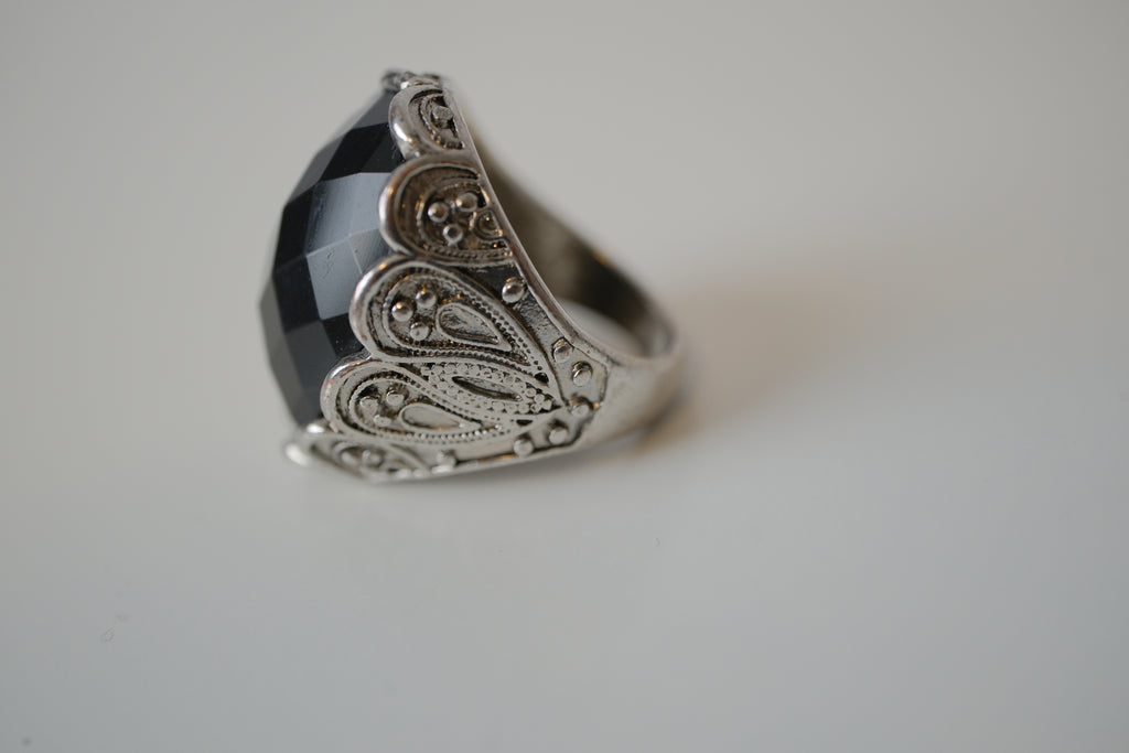 Vintage oversize Silver toned Black statement ring