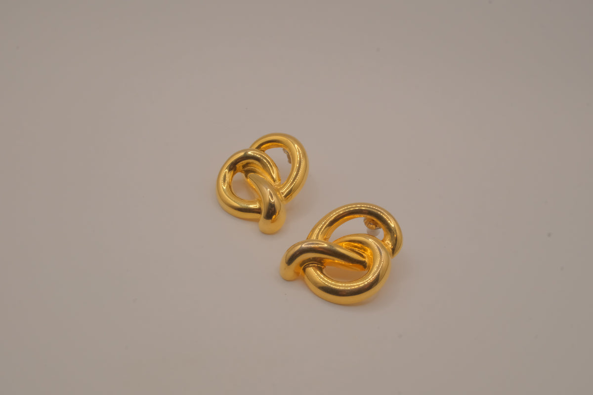 Vintage gold interlocking modernist earrings