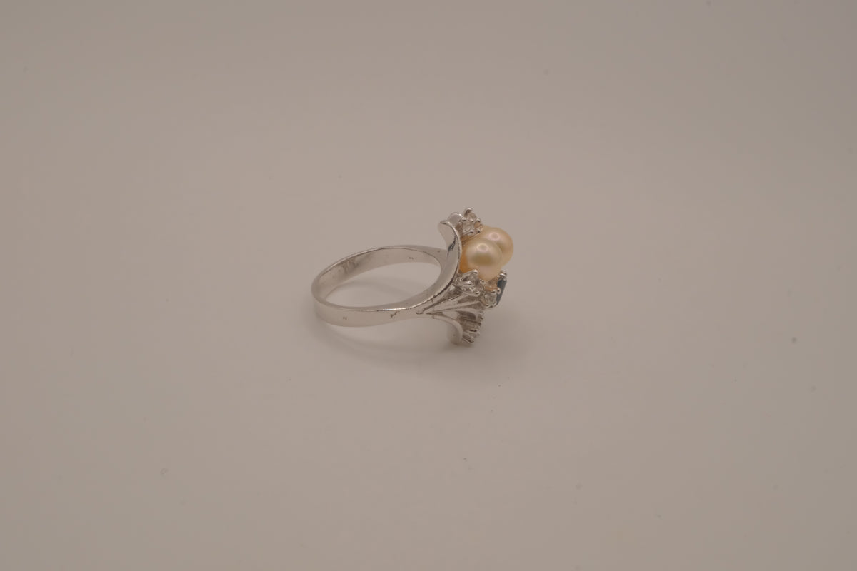 Sterling silver faux pearl and rhinestones cocktail ring