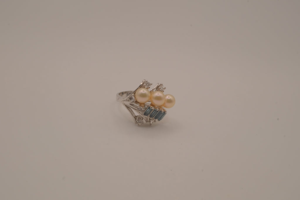 Sterling silver faux pearl and rhinestones cocktail ring