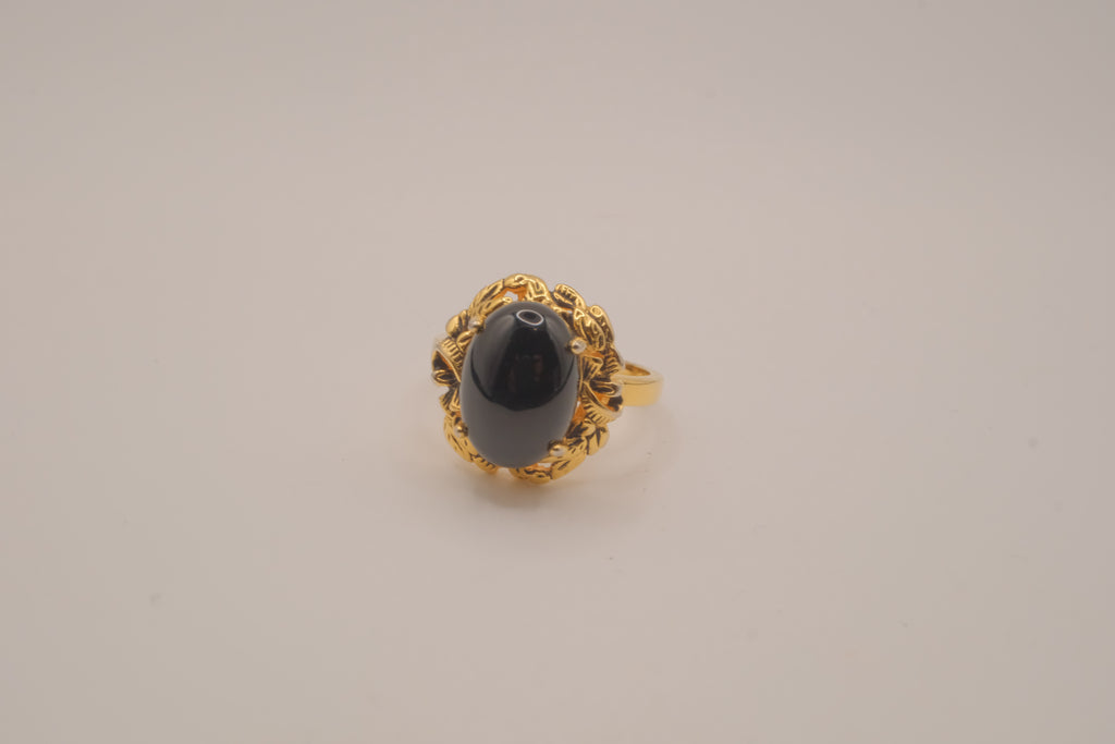 Vintage oval faux black onyx cocktail ring