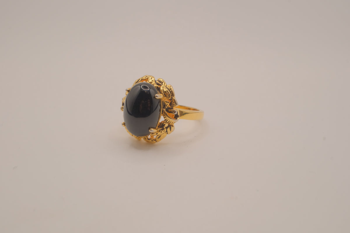 Vintage oval faux black onyx cocktail ring