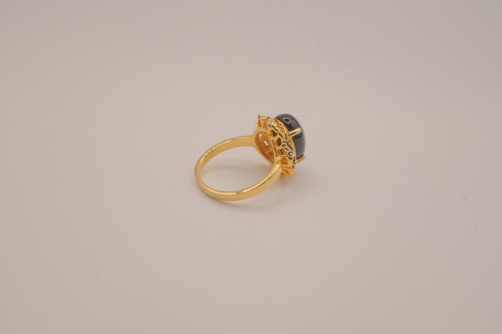 Vintage oval faux black onyx cocktail ring