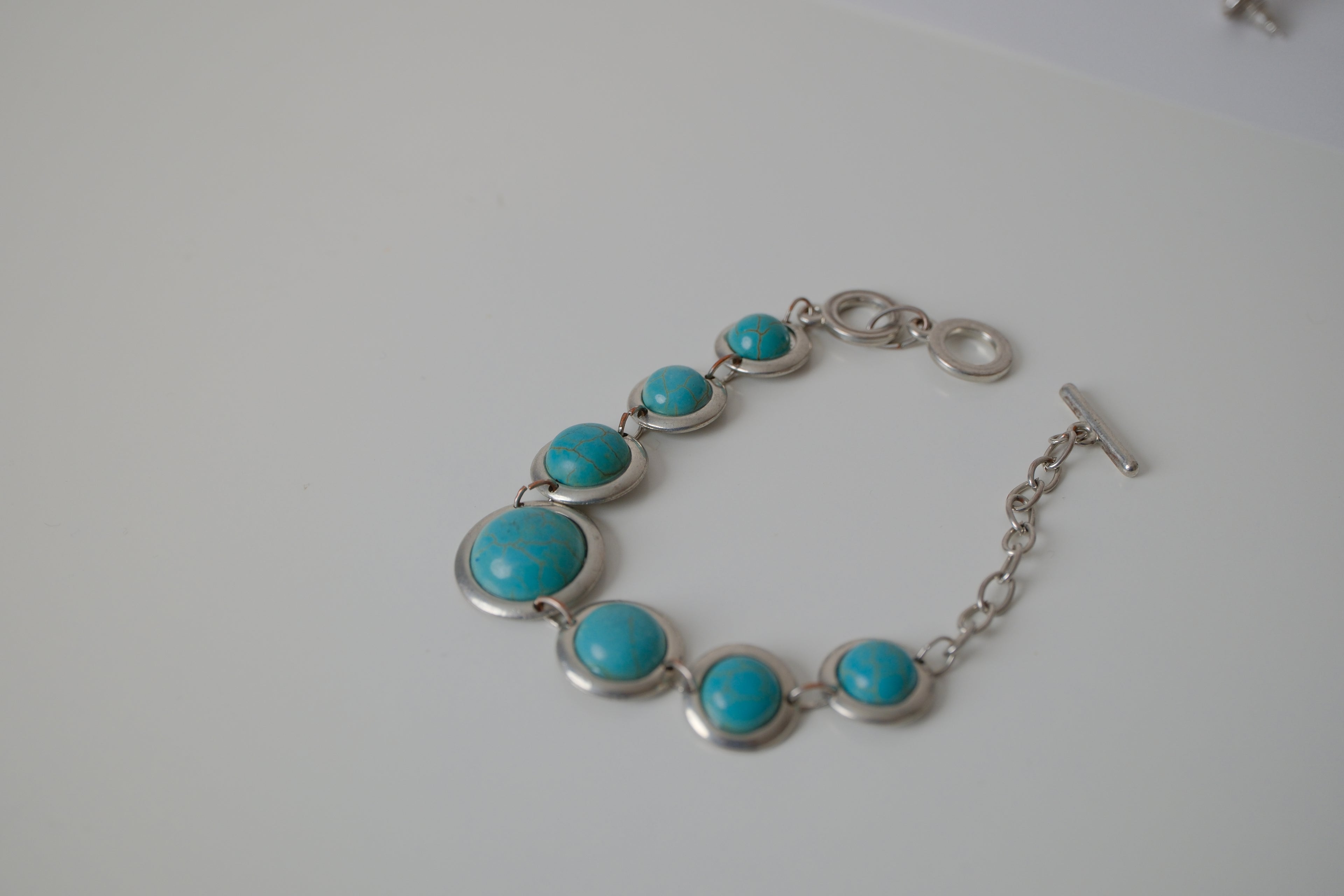 Turquoise and silver link bracelet