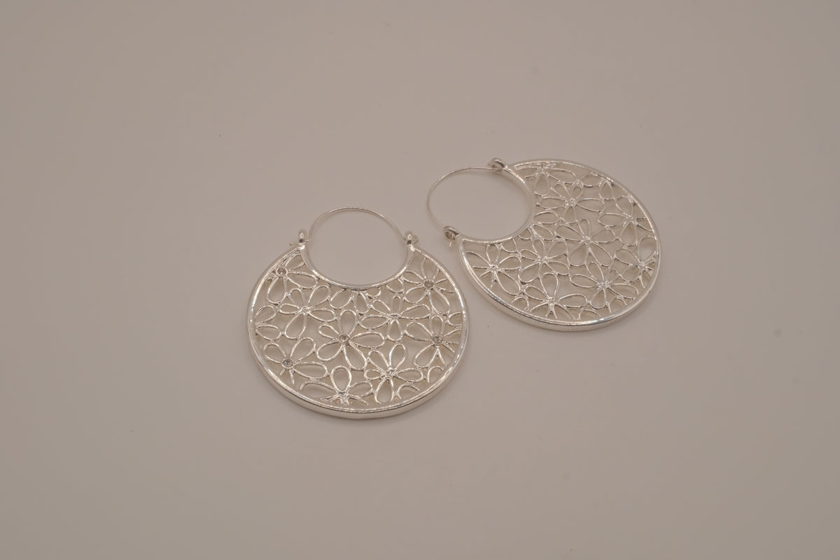 Avon filigree floral hoop earrings