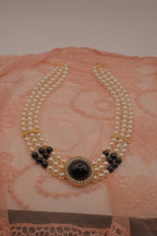 Vintage multi-strand faux pearl statement choker