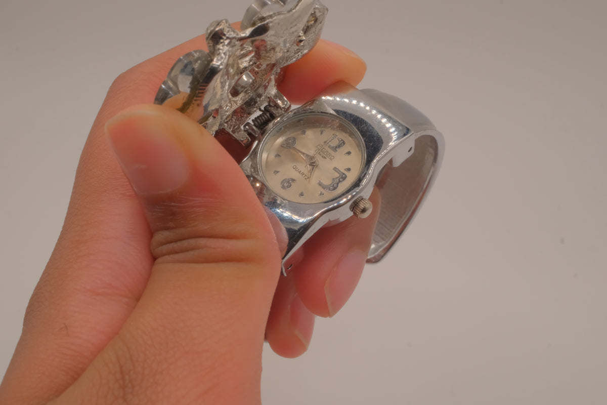 Vintage Figaro Couture rhinestone peek-a-boo bangle bracelet watch&nbsp;