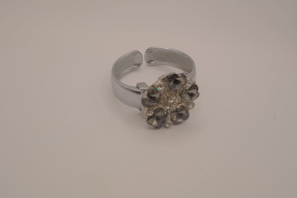 Vintage Figaro Couture rhinestone peek-a-boo bangle bracelet watch&nbsp;
