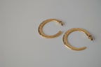 Vintage hammered gold C-hoop earrings
