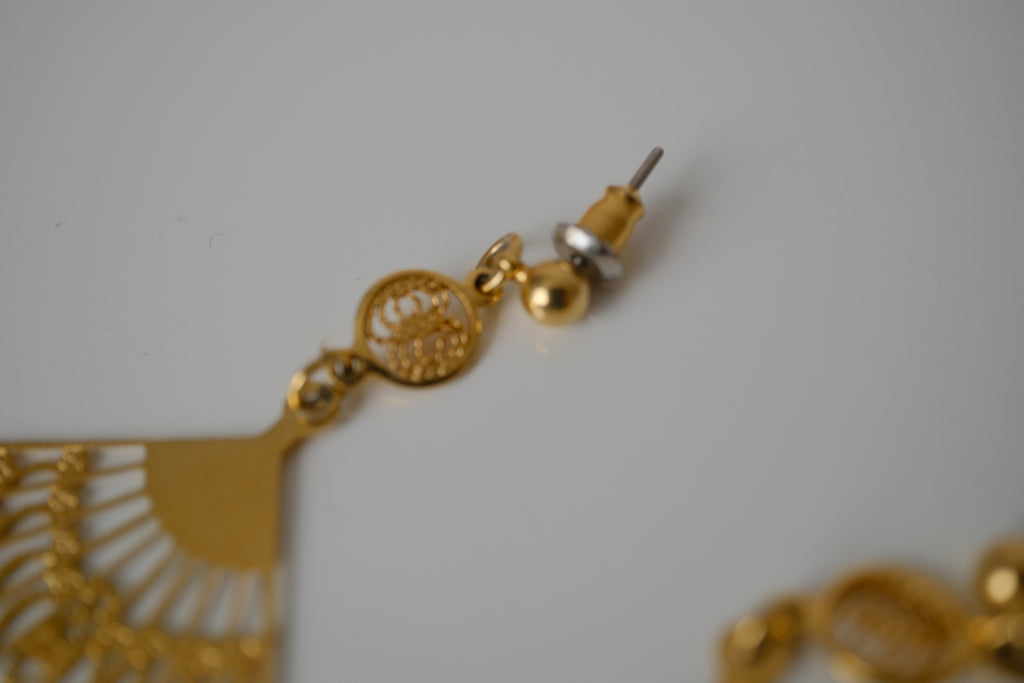 Vintage Gold toned filigree fan drop earrings