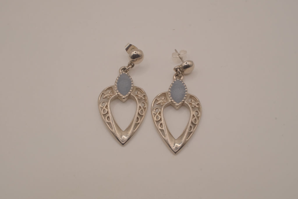 Vintage filigree heart dangle earrings