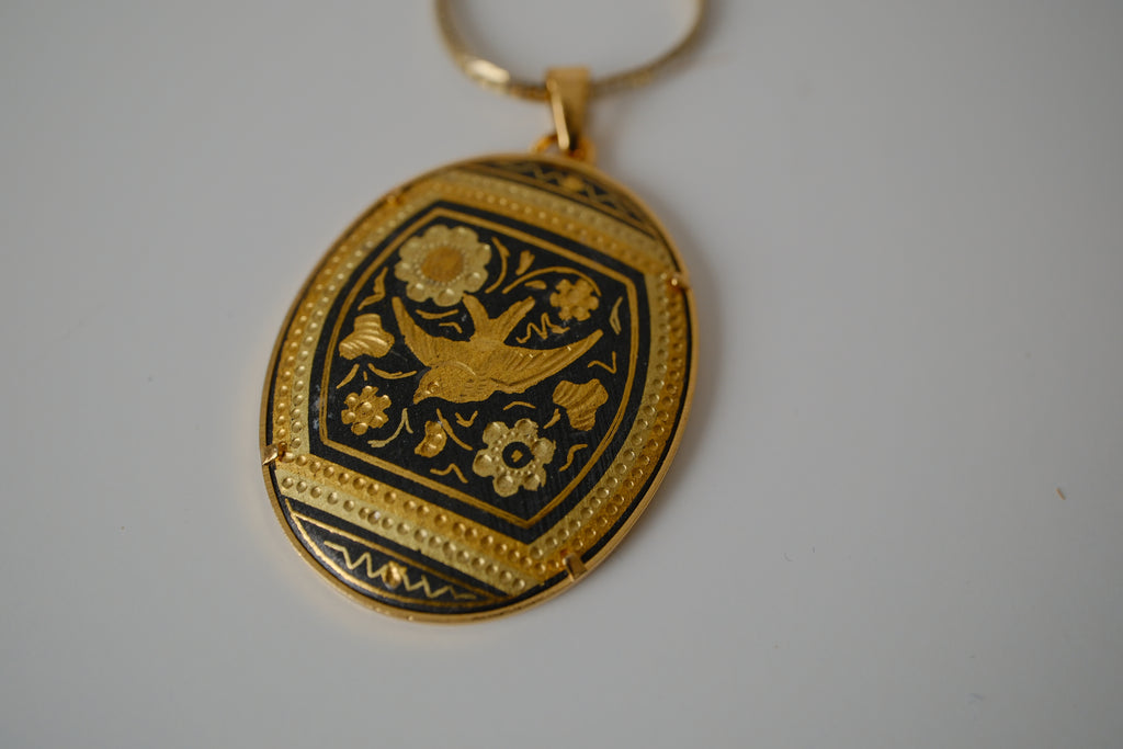 Vintage Spanish Damascene pendant necklace