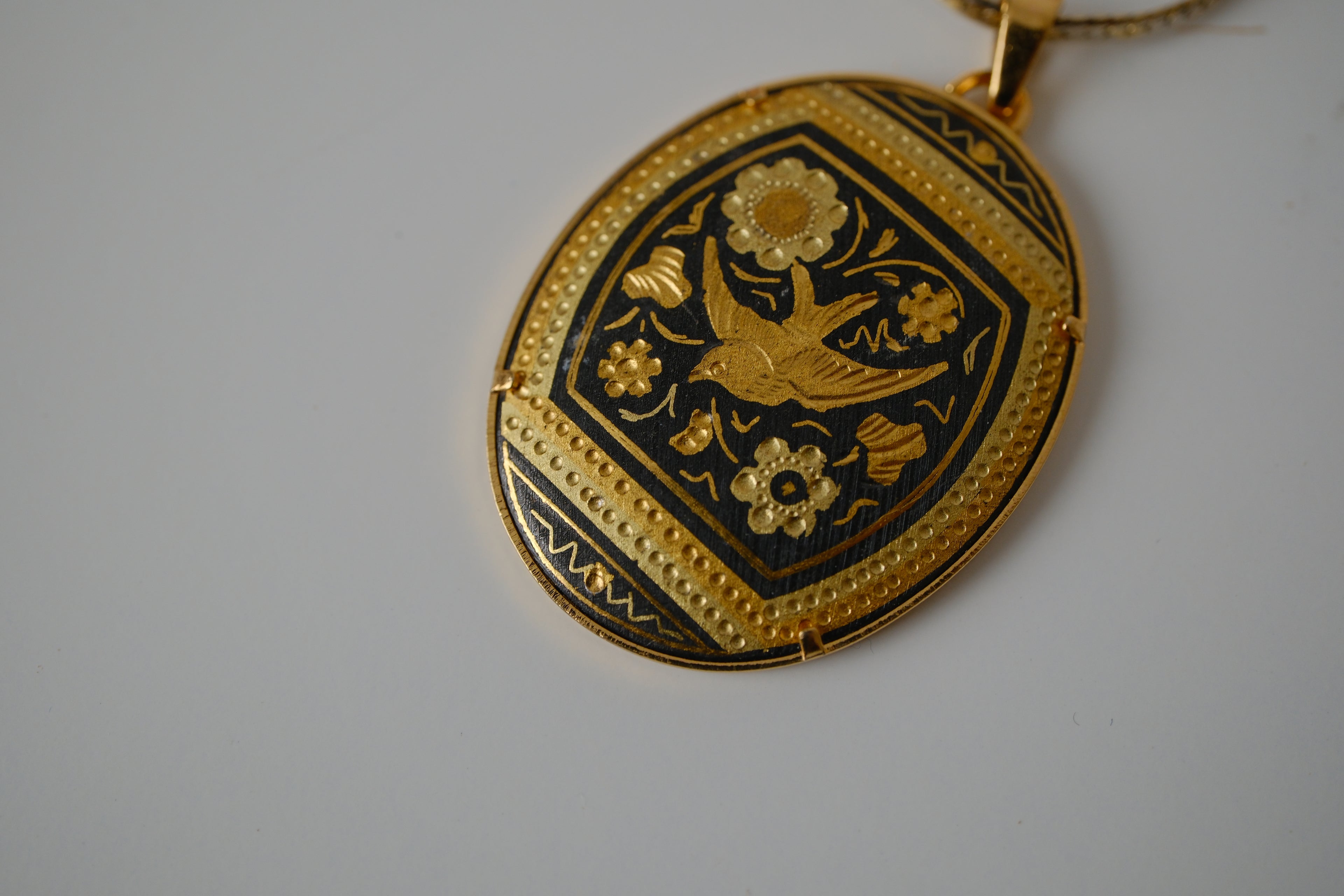 Vintage Spanish Damascene pendant necklace