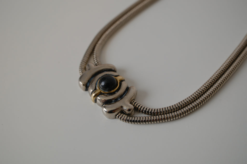 Vintage Serpentine chain Black Cabochon chocker necklace