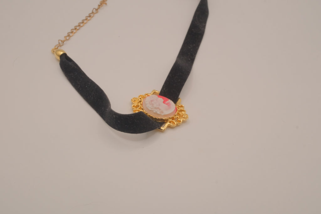 Vintage cameo choker necklace