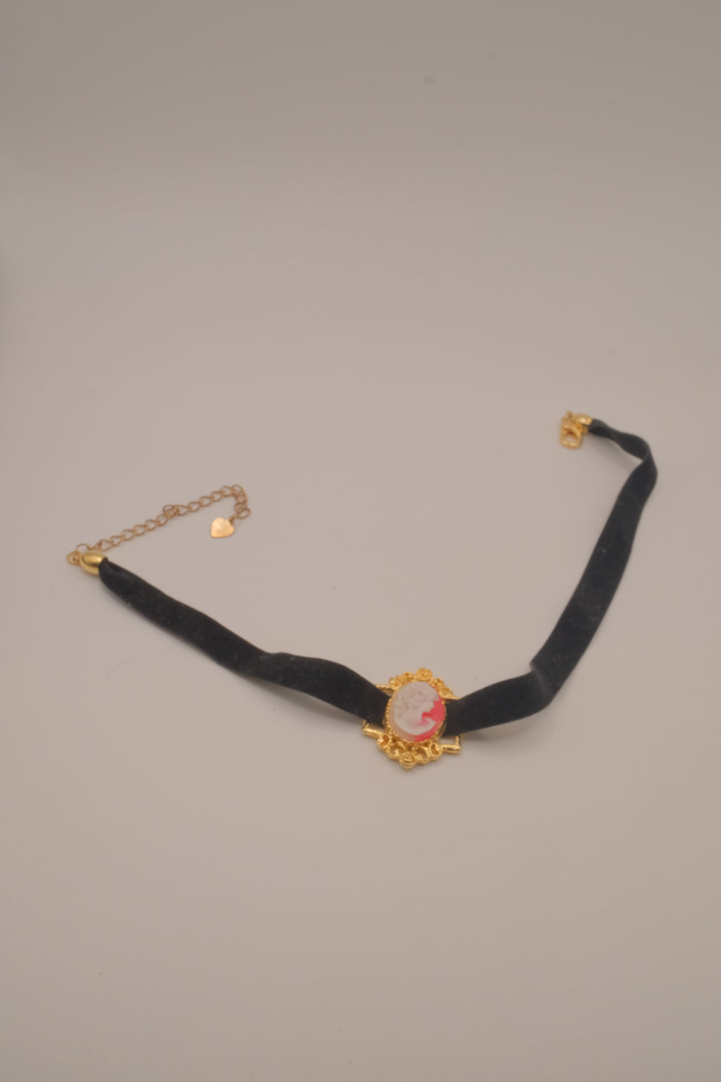 Vintage cameo choker necklace