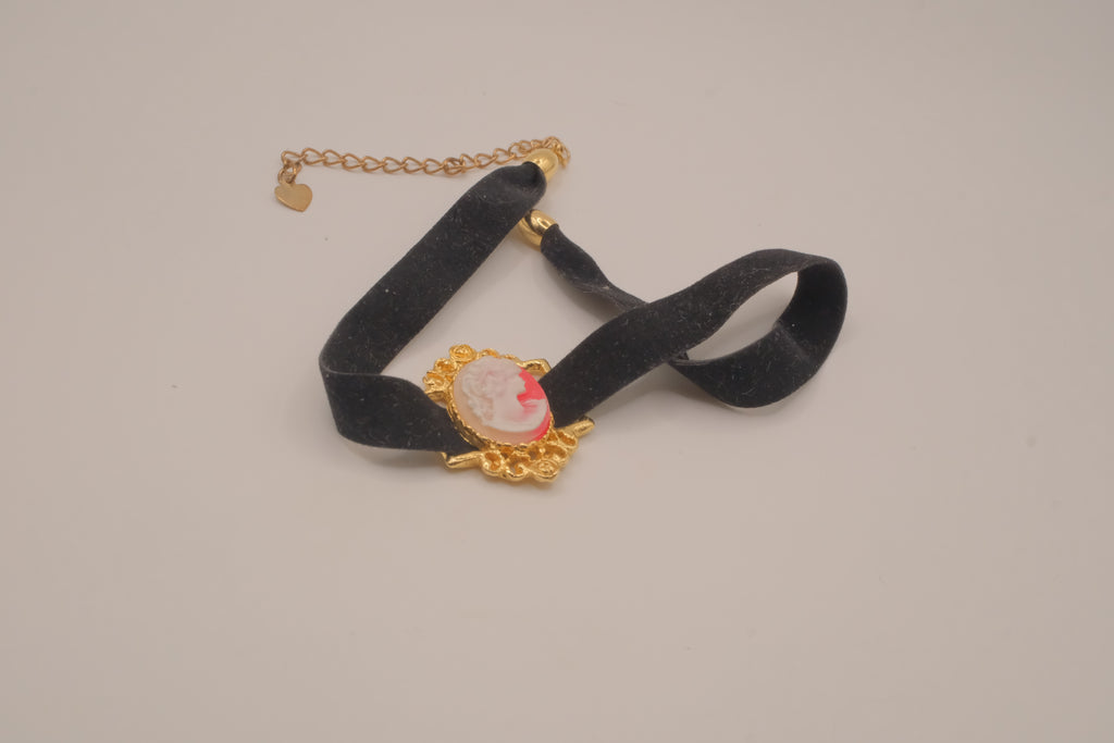 Vintage cameo choker necklace