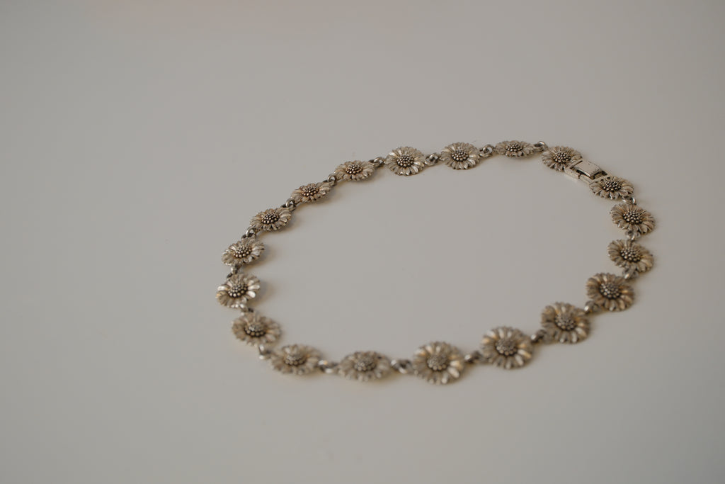 Vintage Daisy Flower link chain