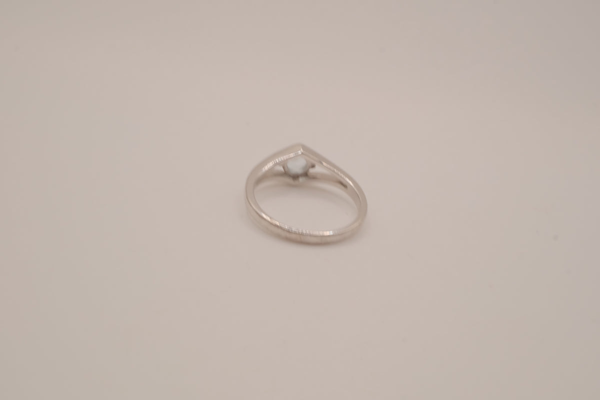 Vintage Sterling silver light blue stone ring