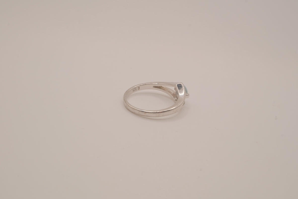 Vintage Sterling silver light blue stone ring