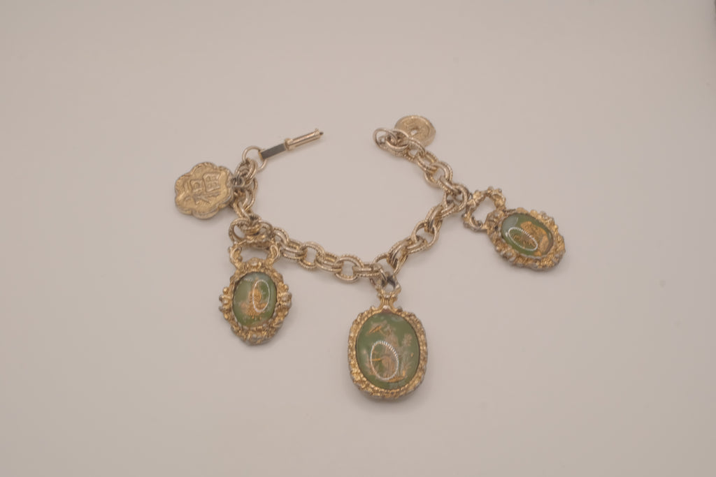 Vintage 1950s Asian-style charm bracelet