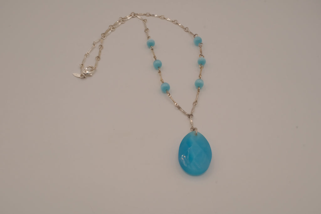 Vintage Avon Blue Cat's Eye Drop Necklace