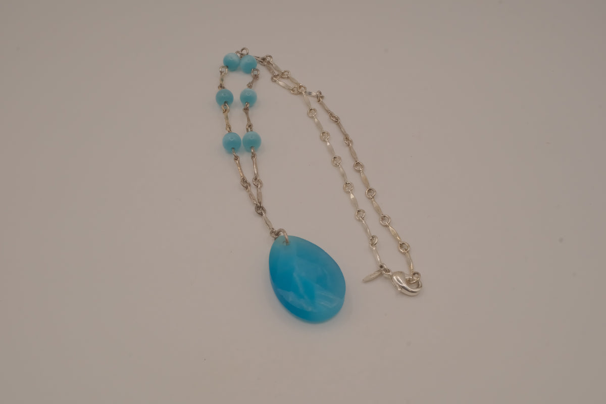 Vintage Avon Blue Cat's Eye Drop Necklace