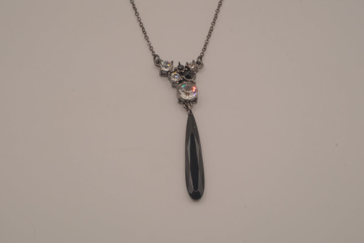 Vintage Avon Teardrop Bead "Y" Necklace&nbsp;
