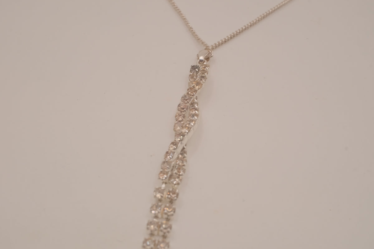 Vintage Avon Irresistibly Sexy Tease Necklace
