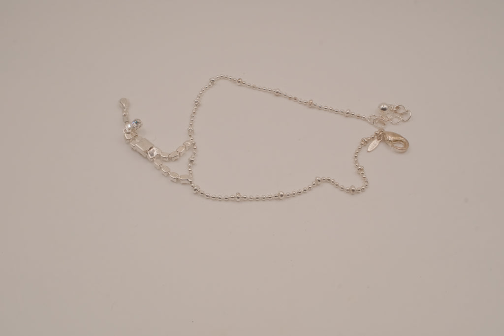Vintage Avon silver-tone rhinestone drop anklet&nbsp;