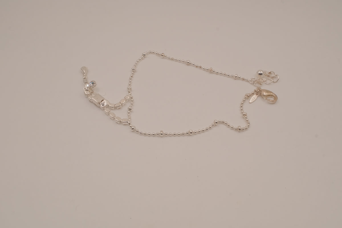 Vintage Avon silver-tone rhinestone drop anklet&nbsp;