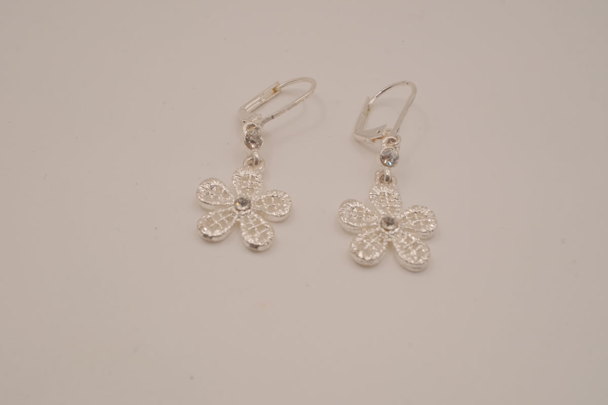 Vintage Avon In Bloom Silvertone Floral Dangle Earrings