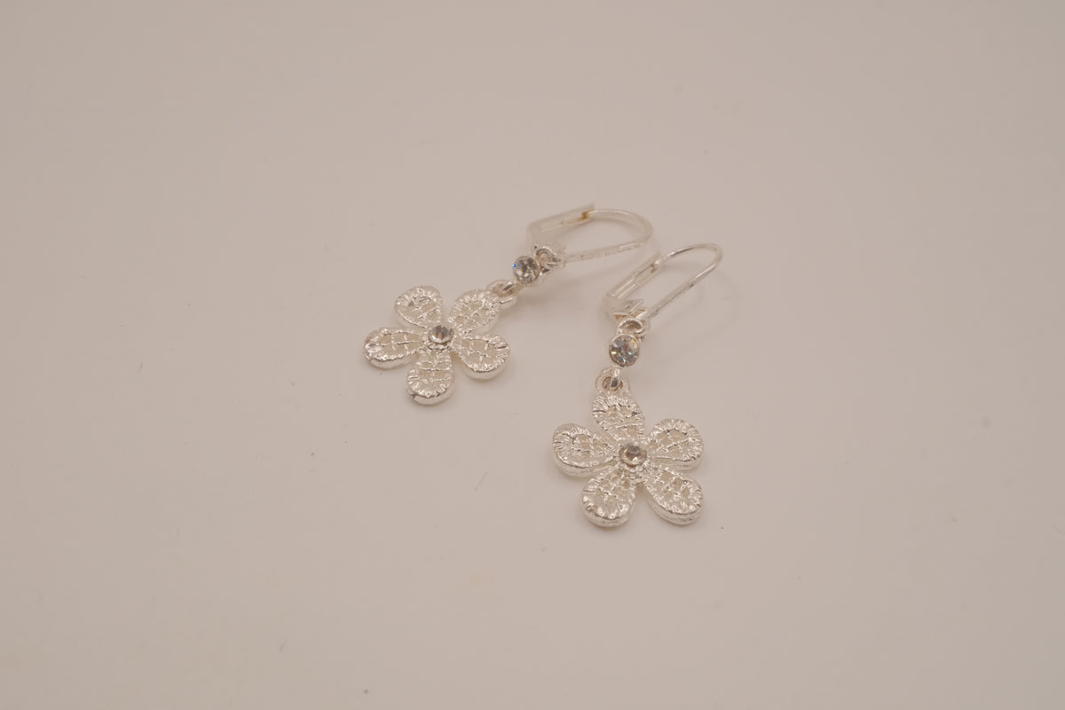 Vintage Avon In Bloom Silvertone Floral Dangle Earrings
