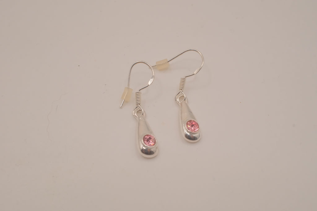 Vintage Avon silver teardrop dangle earrings
