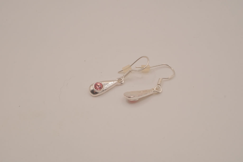 Vintage Avon silver teardrop dangle earrings