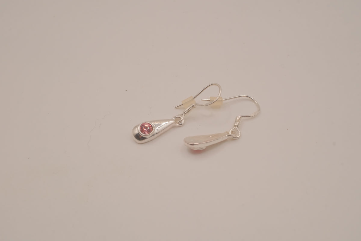 Vintage Avon silver teardrop dangle earrings