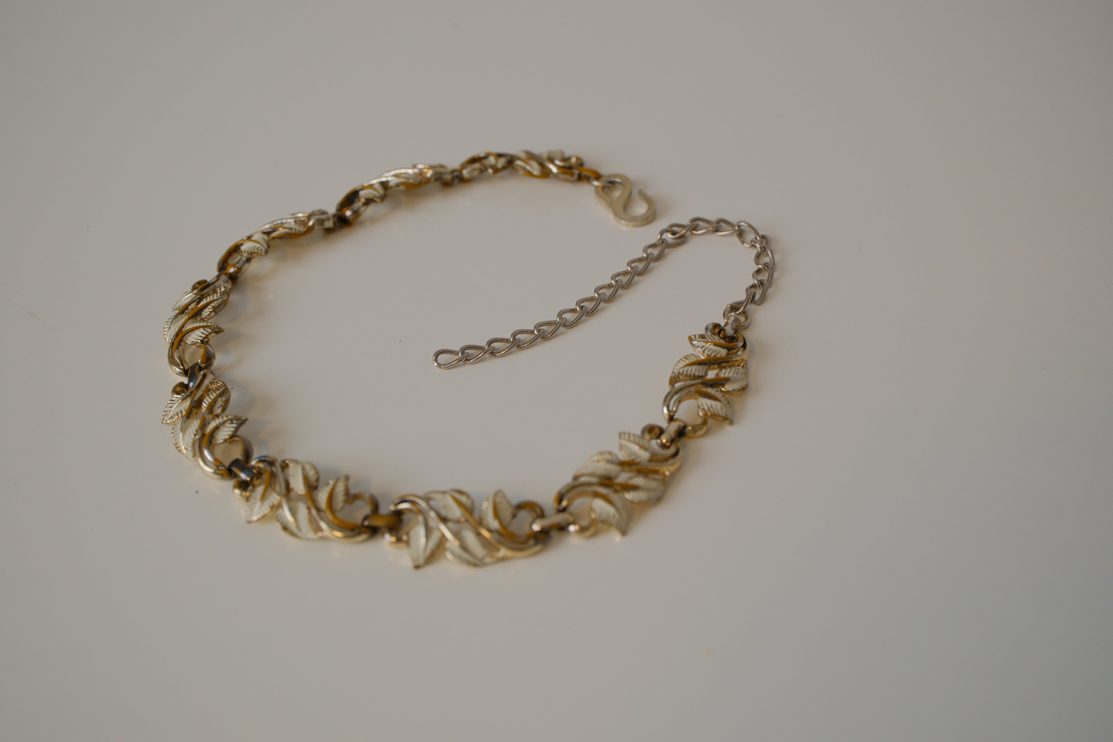 Vintage Coro white enamel leaf necklace